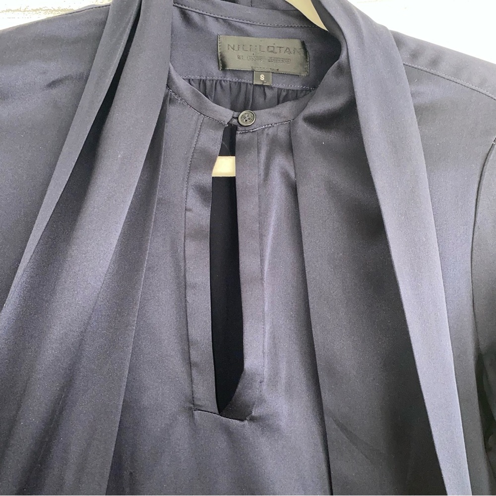 NILI LOTAN $990 Silk Navy Blue Tie Neck Mini Shirt Dress Small EUC - Picture 4 of 16